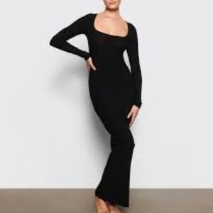 SKIMS Soft Lounge Long Sleeve Dress — Black Onyx — Size L